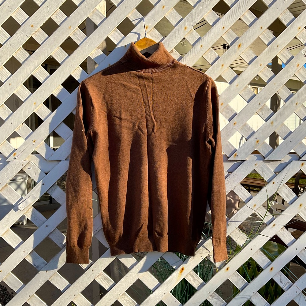 H&M Brown Turtleneck Sweater